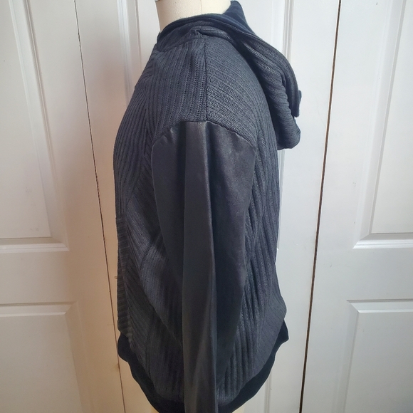 Ashton Michael Black Heart Collection Couture Hoodie Pull Over Sweatshirt - 2013 - Picture 3 of 8